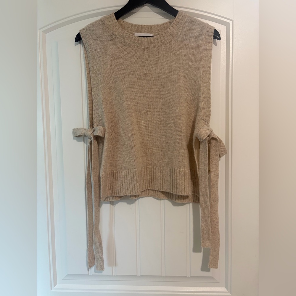 Bella Dahl Beige Tie-Detail V-Neck Sweater Vest